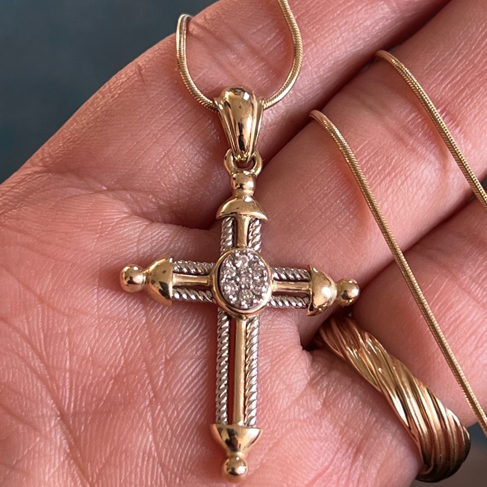 14k gold Diamond Cross snake chain necklace -New with tags! - Picture 10 of 15